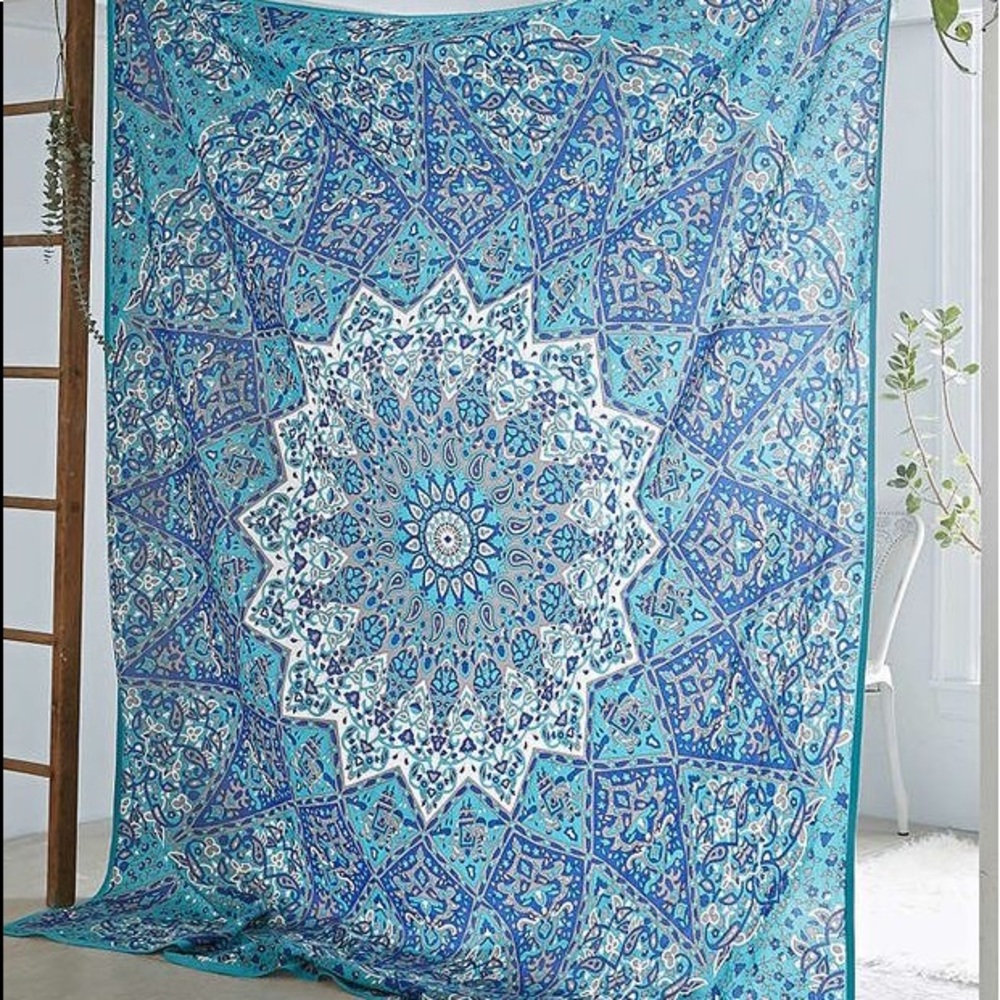 UO Mandala Tapestry